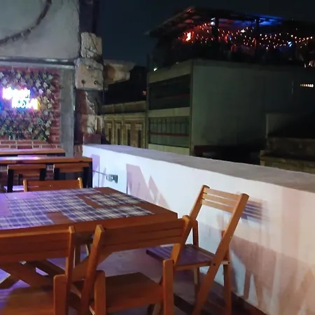 Hostal Kemmm